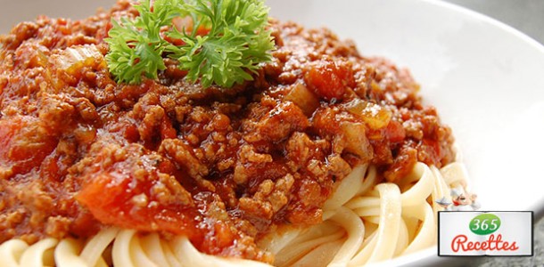 macaroni ou spaghetti à la bolognaise très facile